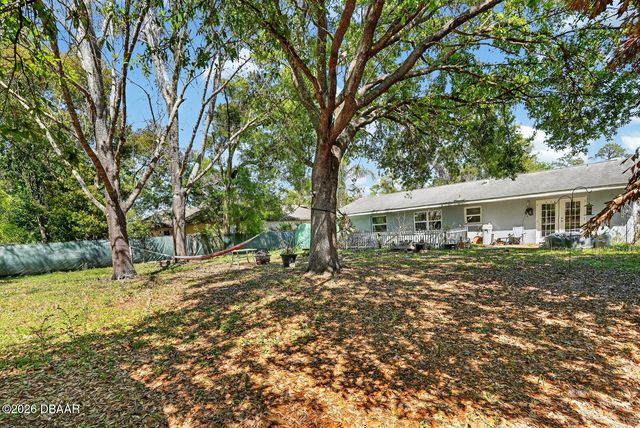 262 Clara Vista Street, Debary, FL 32713