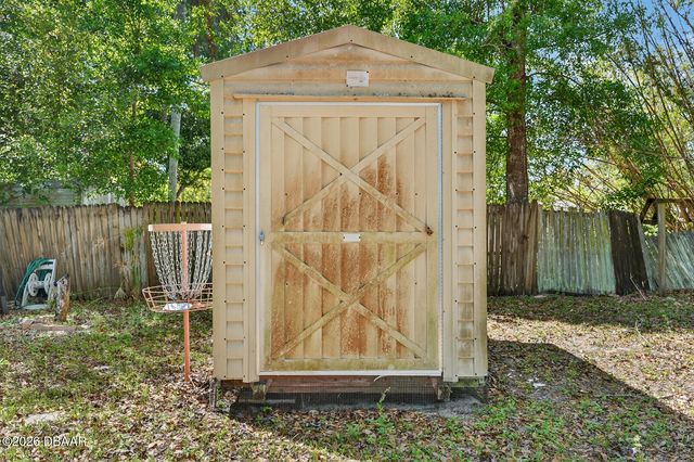 262 Clara Vista Street, Debary, FL 32713