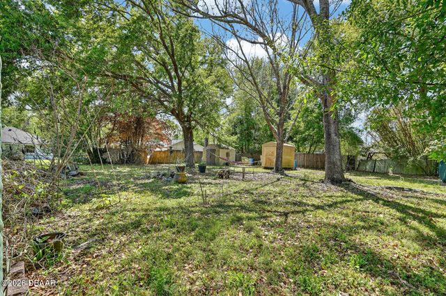 262 Clara Vista Street, Debary, FL 32713