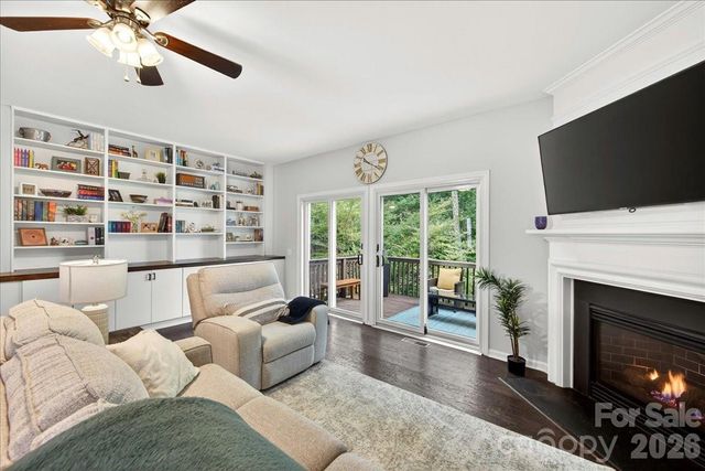 5441 Werburgh Street, Charlotte, NC 28209