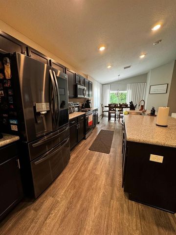 9028 SE 41ST COURT ROAD, Ocala, FL 34480