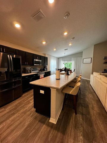 9028 SE 41ST COURT ROAD, Ocala, FL 34480
