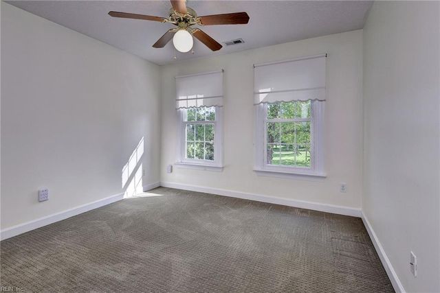 700 Water Fowl DR, Yorktown, VA 23692
