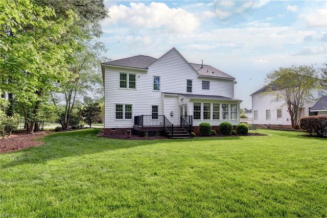 700 Water Fowl DR, Yorktown, VA 23692