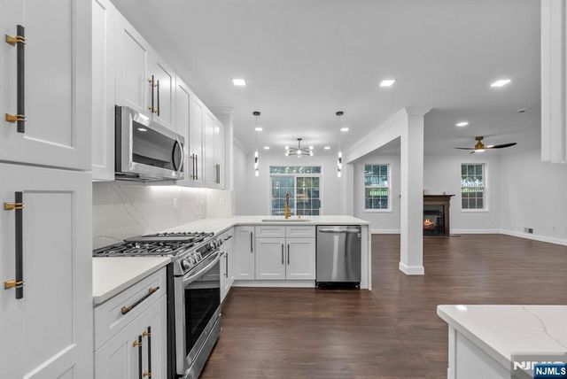 64 George Russell Way 36, Clifton, NJ 07013
