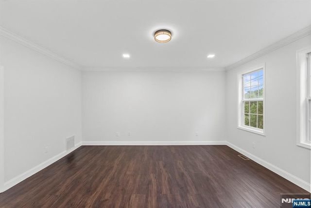 64 George Russell Way 36, Clifton, NJ 07013