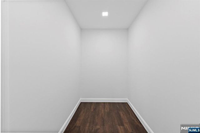 64 George Russell Way 36, Clifton, NJ 07013