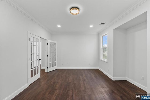 64 George Russell Way 36, Clifton, NJ 07013