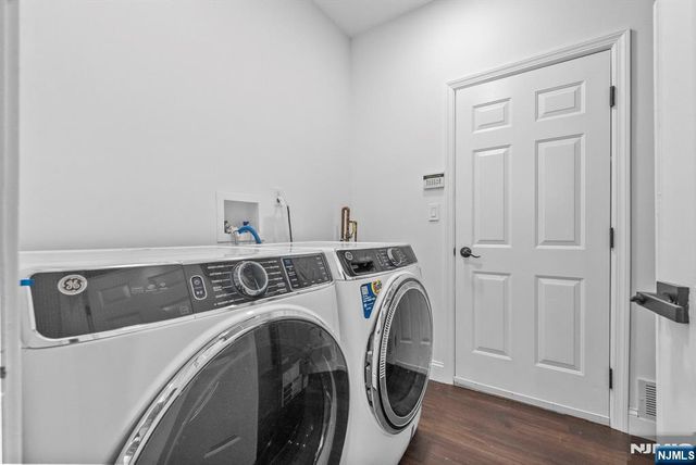 64 George Russell Way 36, Clifton, NJ 07013
