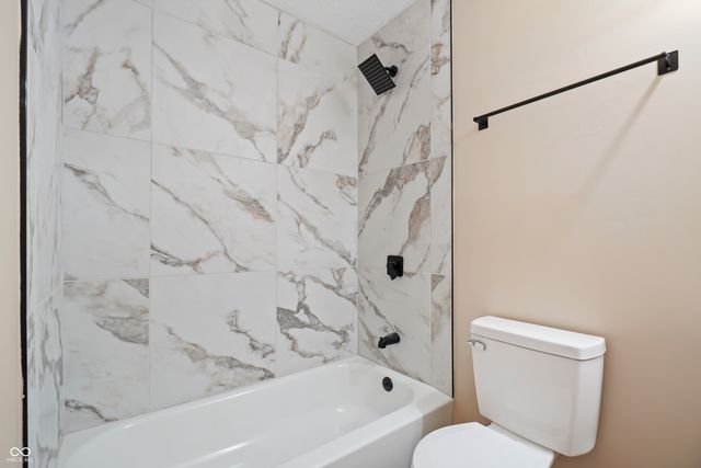 11123 Cherry Lake Court, Indianapolis, IN 46235