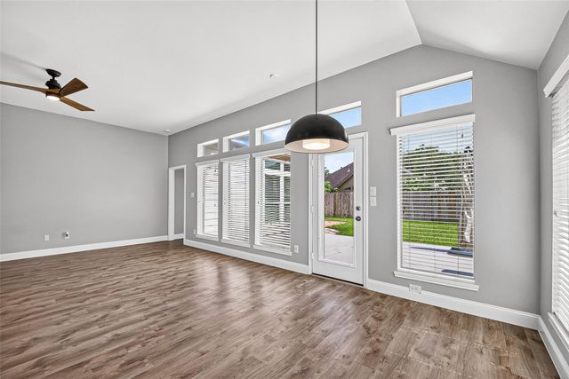 5606 Walnut Glen Lane, Rosenberg, TX 77471