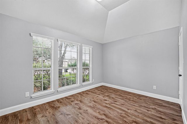 5606 Walnut Glen Lane, Rosenberg, TX 77471