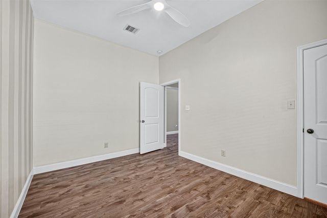 5606 Walnut Glen Lane, Rosenberg, TX 77471