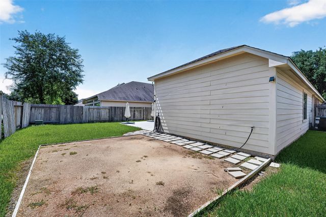 5606 Walnut Glen Lane, Rosenberg, TX 77471