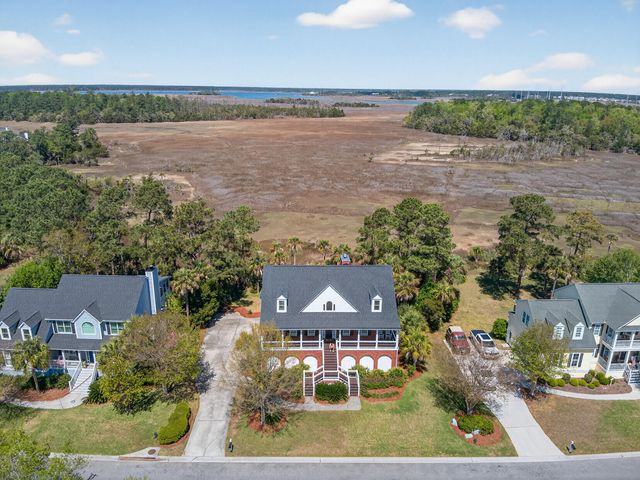 318 Oak Point Landing Drive, Mount Pleasant, SC 29464