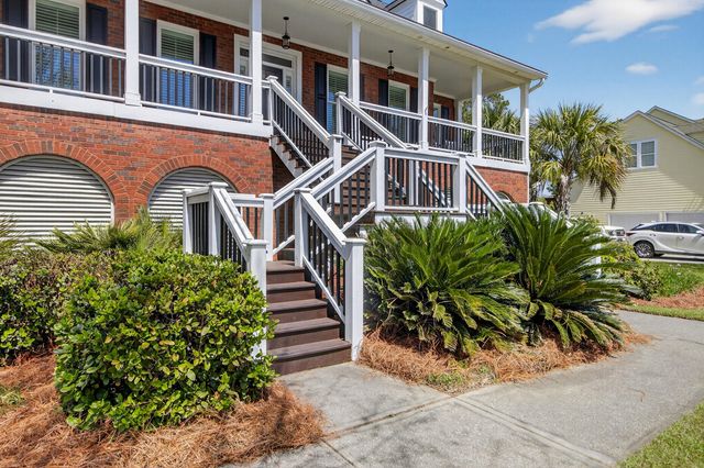318 Oak Point Landing Drive, Mount Pleasant, SC 29464