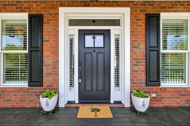 318 Oak Point Landing Drive, Mount Pleasant, SC 29464