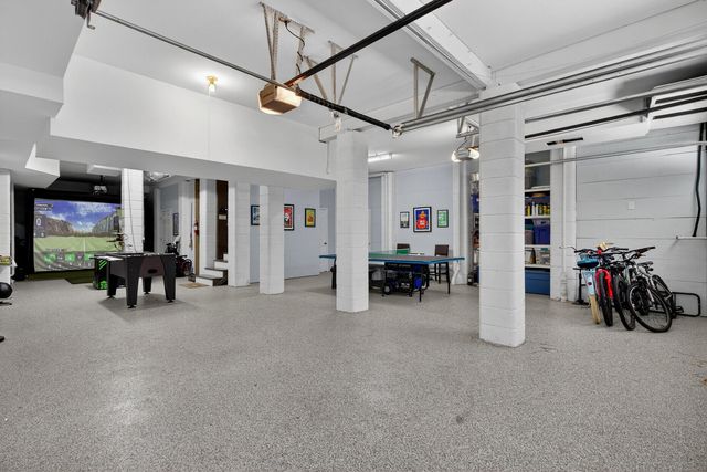 318 Oak Point Landing Drive, Mount Pleasant, SC 29464