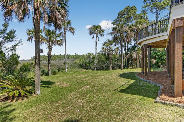 318 Oak Point Landing Drive, Mount Pleasant, SC 29464