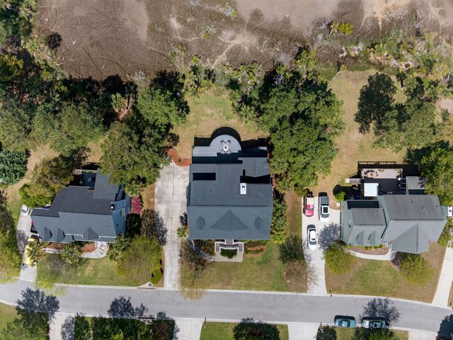 318 Oak Point Landing Drive, Mount Pleasant, SC 29464