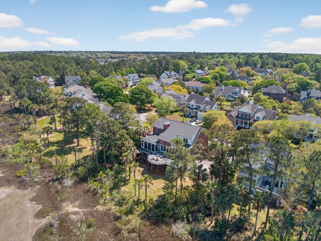 318 Oak Point Landing Drive, Mount Pleasant, SC 29464