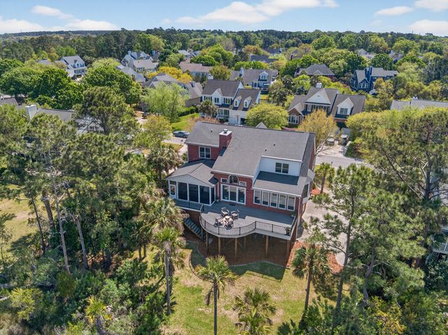 318 Oak Point Landing Drive, Mount Pleasant, SC 29464