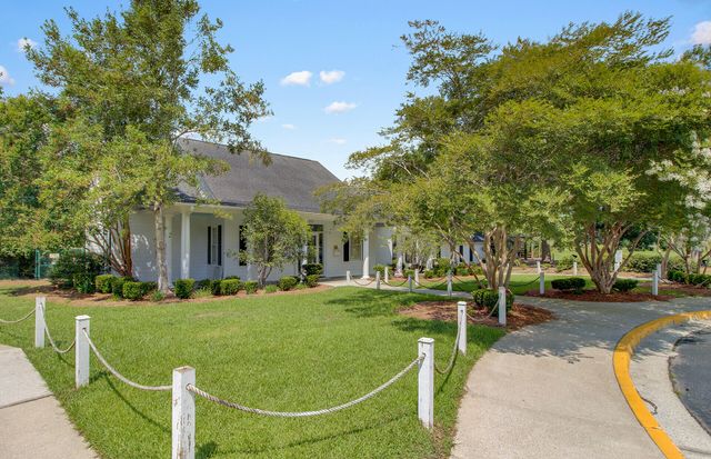 318 Oak Point Landing Drive, Mount Pleasant, SC 29464