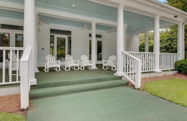 318 Oak Point Landing Drive, Mount Pleasant, SC 29464