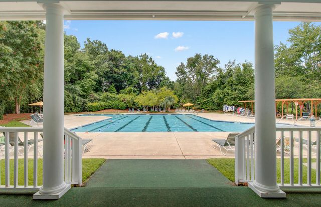 318 Oak Point Landing Drive, Mount Pleasant, SC 29464