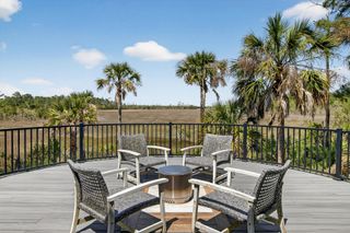 318 Oak Point Landing Drive, Mount Pleasant, SC 29464