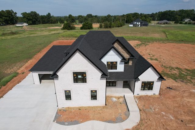 5000 Royal View Way, Clarksville, TN 37040