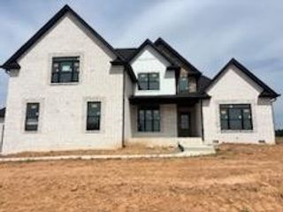 5000 Royal View Way, Clarksville, TN 37040