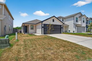 6027 Bluestem Way, San Antonio, TX 78218