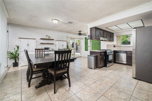 9955 Briarwood, Fontana, CA 92335