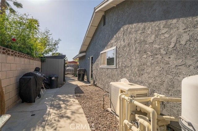 9955 Briarwood, Fontana, CA 92335