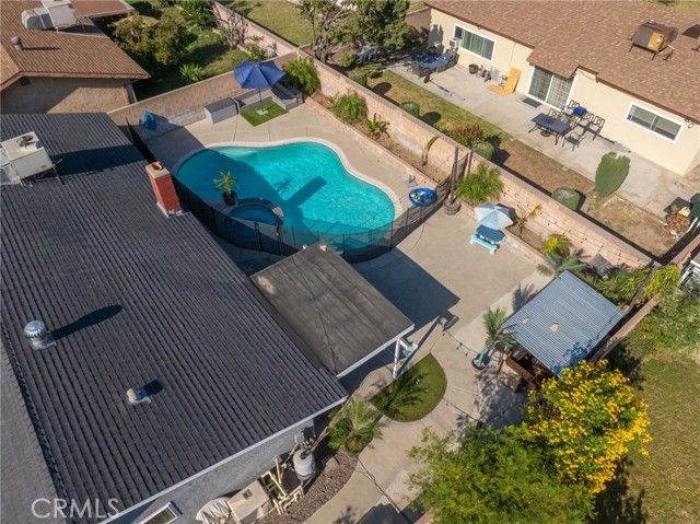 9955 Briarwood, Fontana, CA 92335