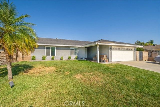 9955 Briarwood, Fontana, CA 92335