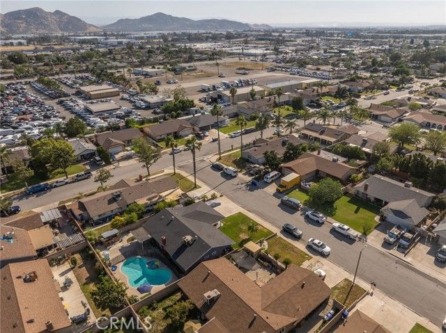 9955 Briarwood, Fontana, CA 92335