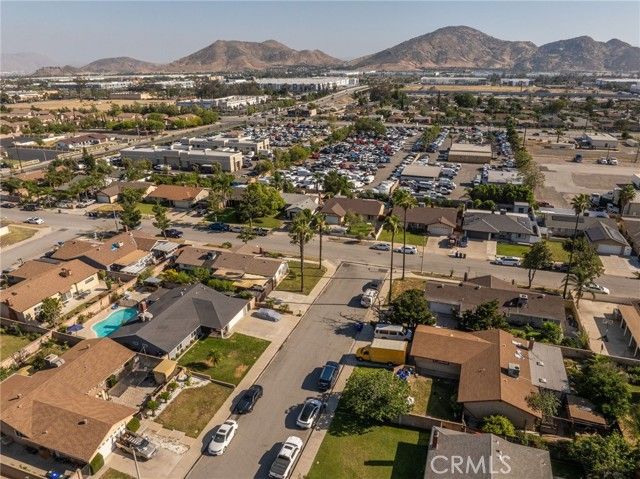 9955 Briarwood, Fontana, CA 92335