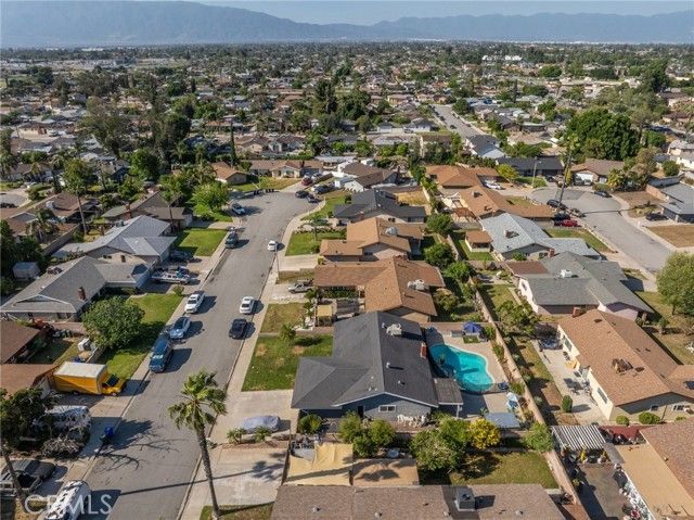 9955 Briarwood, Fontana, CA 92335