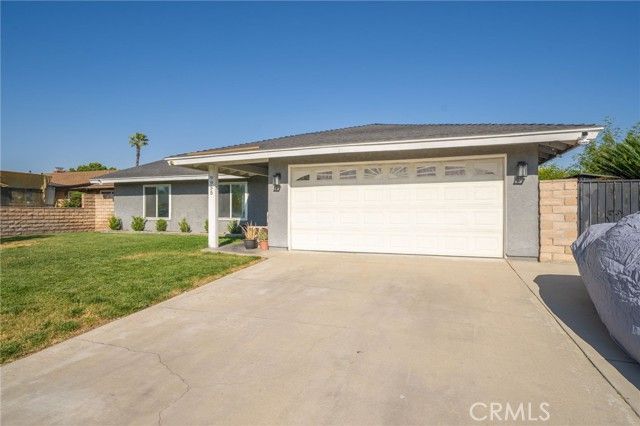 9955 Briarwood, Fontana, CA 92335