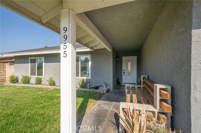9955 Briarwood, Fontana, CA 92335