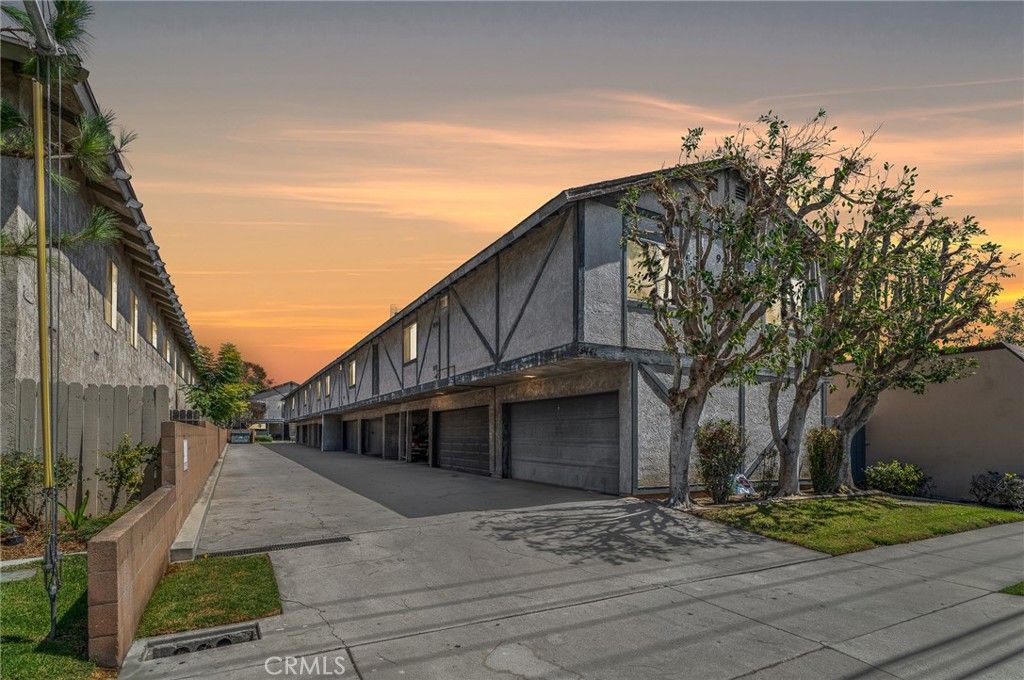 9441 Flower Street 203, Bellflower, CA 90706