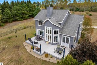 6536 Indian Hill Road, Honor, MI 49640