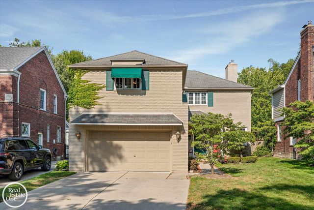 278 Fisher Road, Grosse Pointe Farms, MI 48230