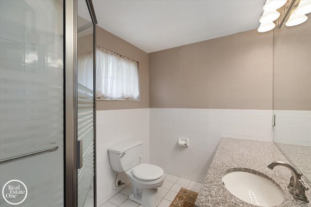 278 Fisher Road, Grosse Pointe Farms, MI 48230