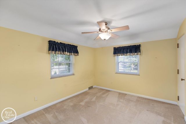 278 Fisher Road, Grosse Pointe Farms, MI 48230
