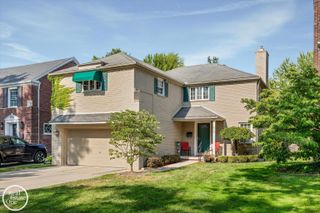 278 Fisher Road, Grosse Pointe Farms, MI 48230