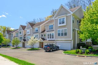 22 Caldwell Terrace 22, Danbury, CT 06810