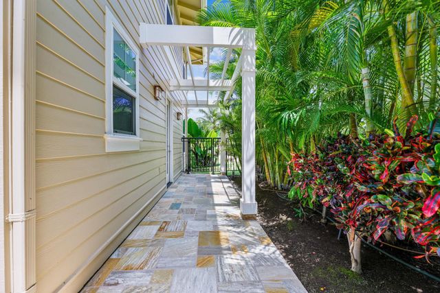 96 Moana Ave, Kihei, HI 96753